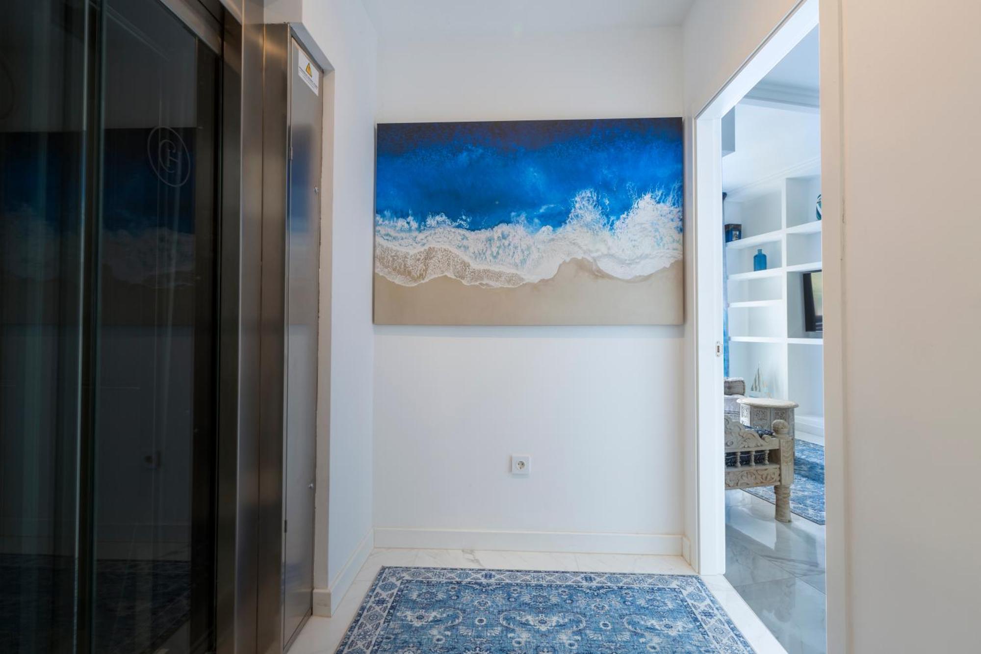 The Clock House Luxury Urban Suites Málaga Eksteriør bilde